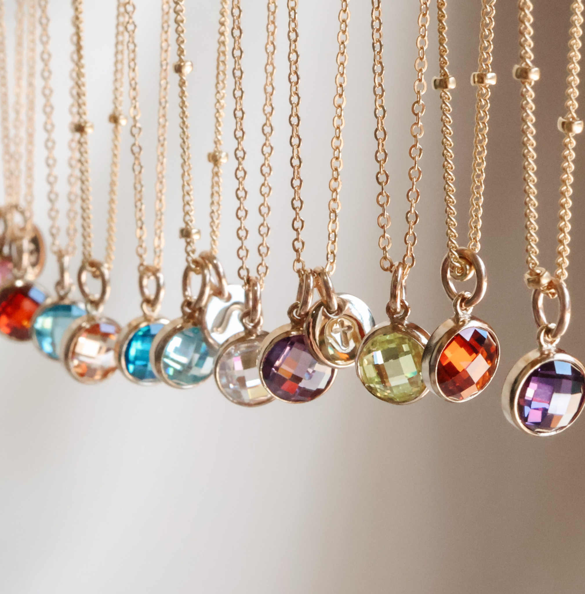 Personalised jewellery – handmade jewellery – KBN jewellery – Australian made jewellery – crystal pendant – birthstone drop necklace – birthstone pendant for necklace – crystal birthstone drop  – birthstone jewellery – red stone pendant – dark red birthstone for necklace – January birthstone pendant – Janurary  birthstone drop