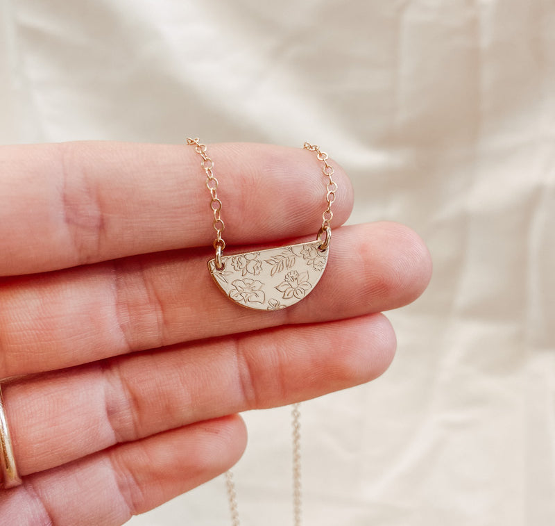 Personalised jewellery - KBN Jewellery - handmade jewellery – Personalised Jewellery gifts – Dainty jewellery- Dainty necklace – flower stamp necklace – birth month flower jewellery – flower necklace