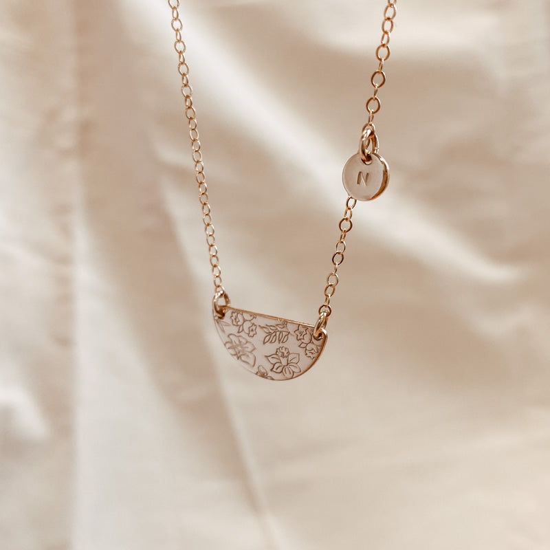 Personalised jewellery - KBN Jewellery - handmade jewellery – Personalised Jewellery gifts – Dainty jewellery- Dainty necklace – flower stamp necklace – birth month flower jewellery – flower necklace