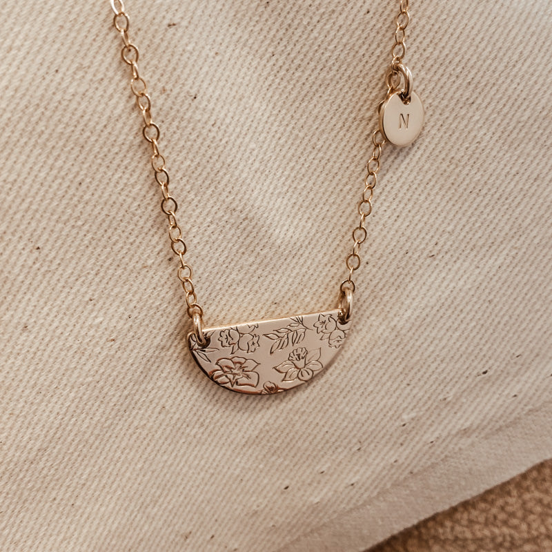 Personalised jewellery - KBN Jewellery - handmade jewellery – Personalised Jewellery gifts – Dainty jewellery- Dainty necklace – flower stamp necklace – birth month flower jewellery – flower necklace