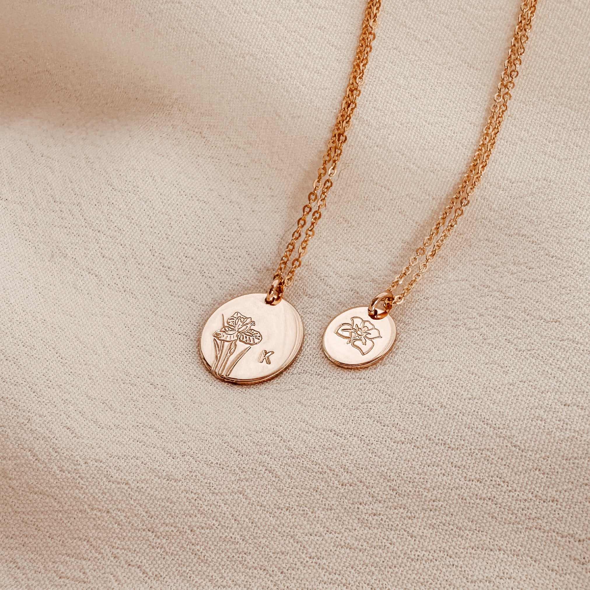 Personalised jewellery – handmade jewellery – KBN jewellery – Australian made jewellery – initial necklace – birth flower necklace – single pendant necklace with flower – birth flower necklace custom – custom birth month necklace – February flower necklace
