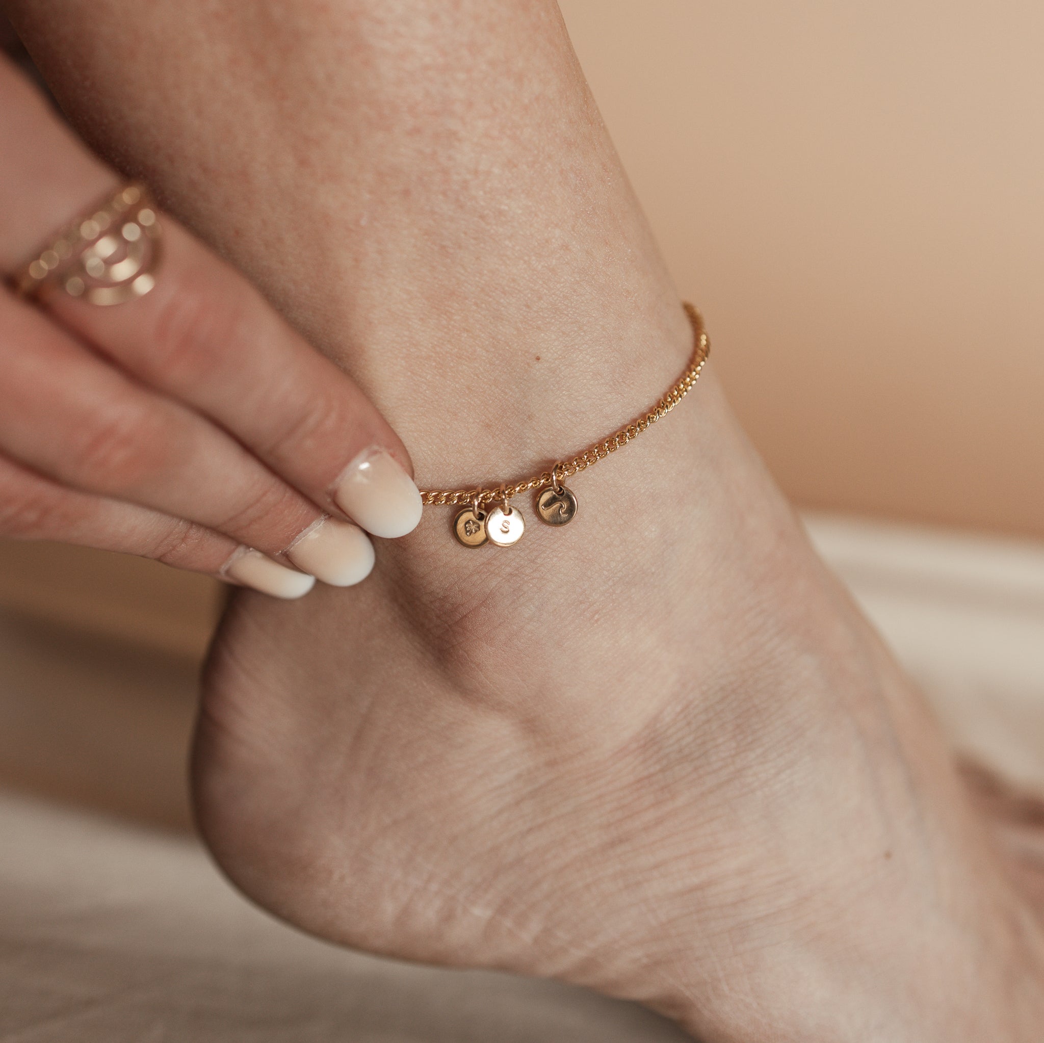 Personalised jewellery - KBN Jewellery - handmade jewellery – custom jewellery gifts – dainty anklet – stacking anklet – layering anklet – simple chain – affordable jewellery – Australian made jewellery – small pendant anklet