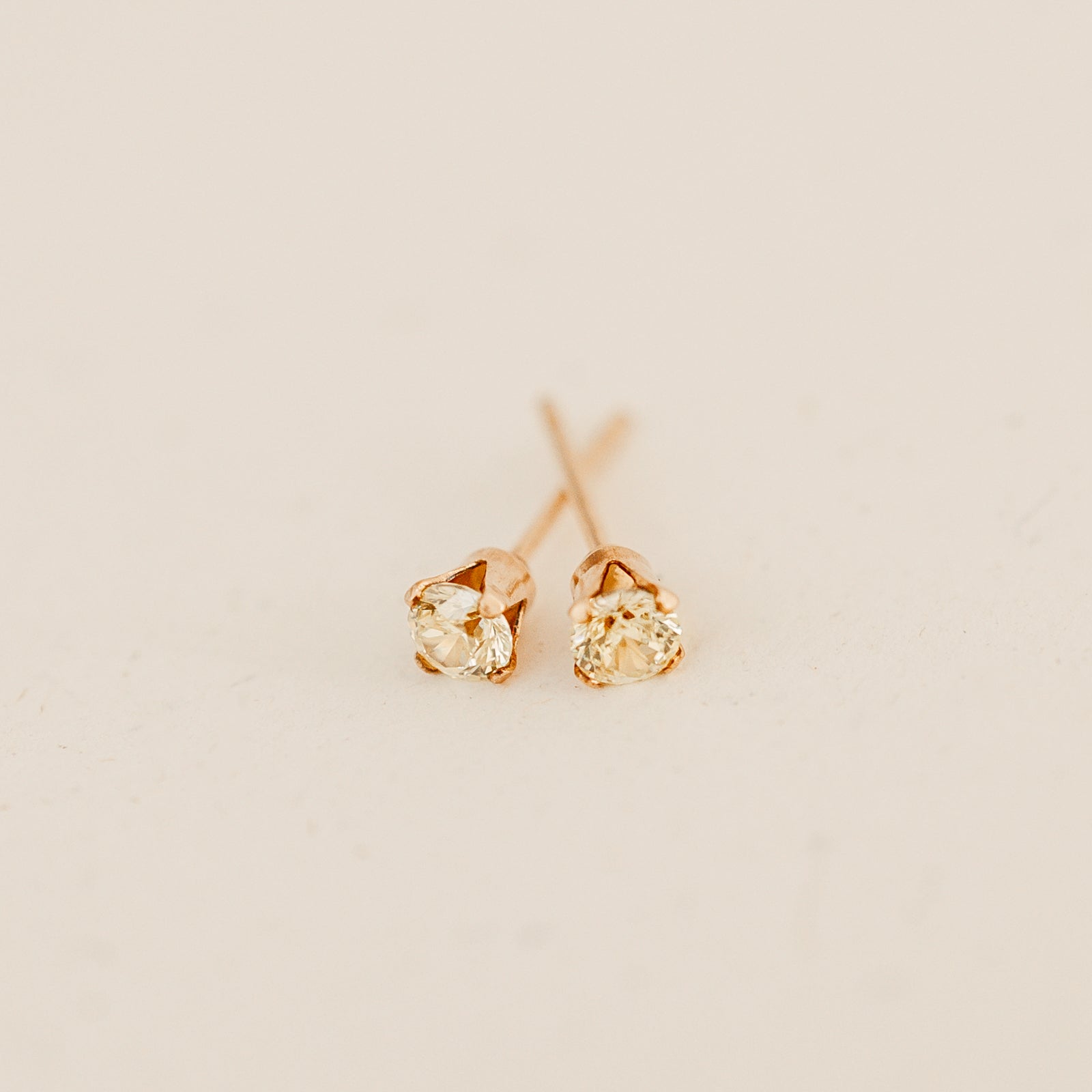 Personalised jewellery – handmade jewellery – KBN jewellery – dainty earrings – birth month earrings – birthstone earrings – affordable earrings – August birthstone earrings – earring studs