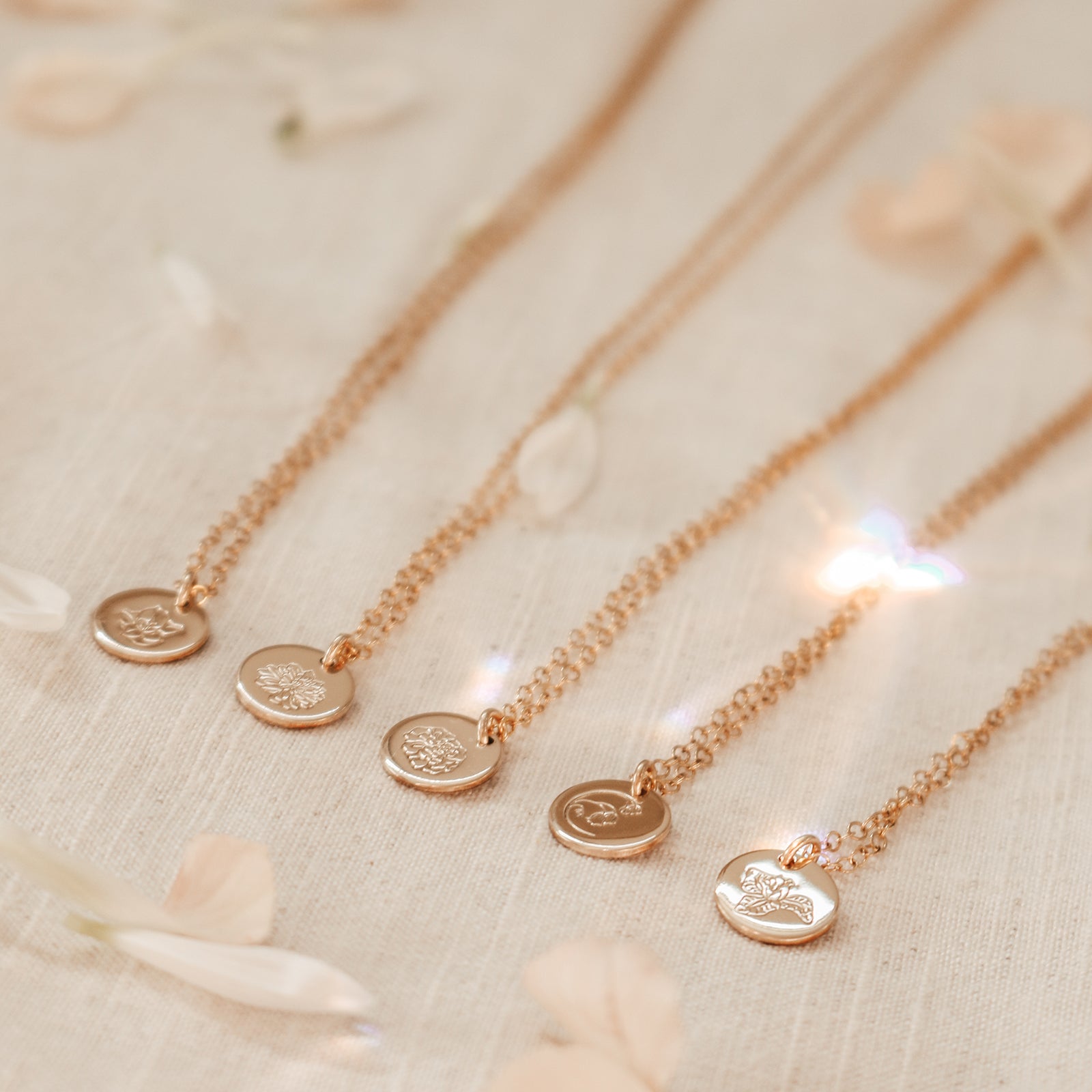 Personalised jewellery – handmade jewellery – KBN jewellery – Australian made jewellery – initial necklace – birth flower necklace – single pendant necklace with flower – birth flower necklace custom – custom birth month necklace – February flower necklace