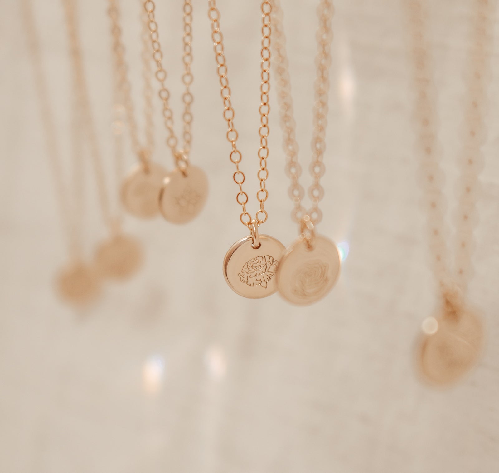 Personalised jewellery – handmade jewellery – KBN jewellery – Australian made jewellery – initial necklace – birth flower necklace – single pendant necklace with flower – birth flower necklace custom – custom birth month necklace – January flower necklace – admiration necklace
