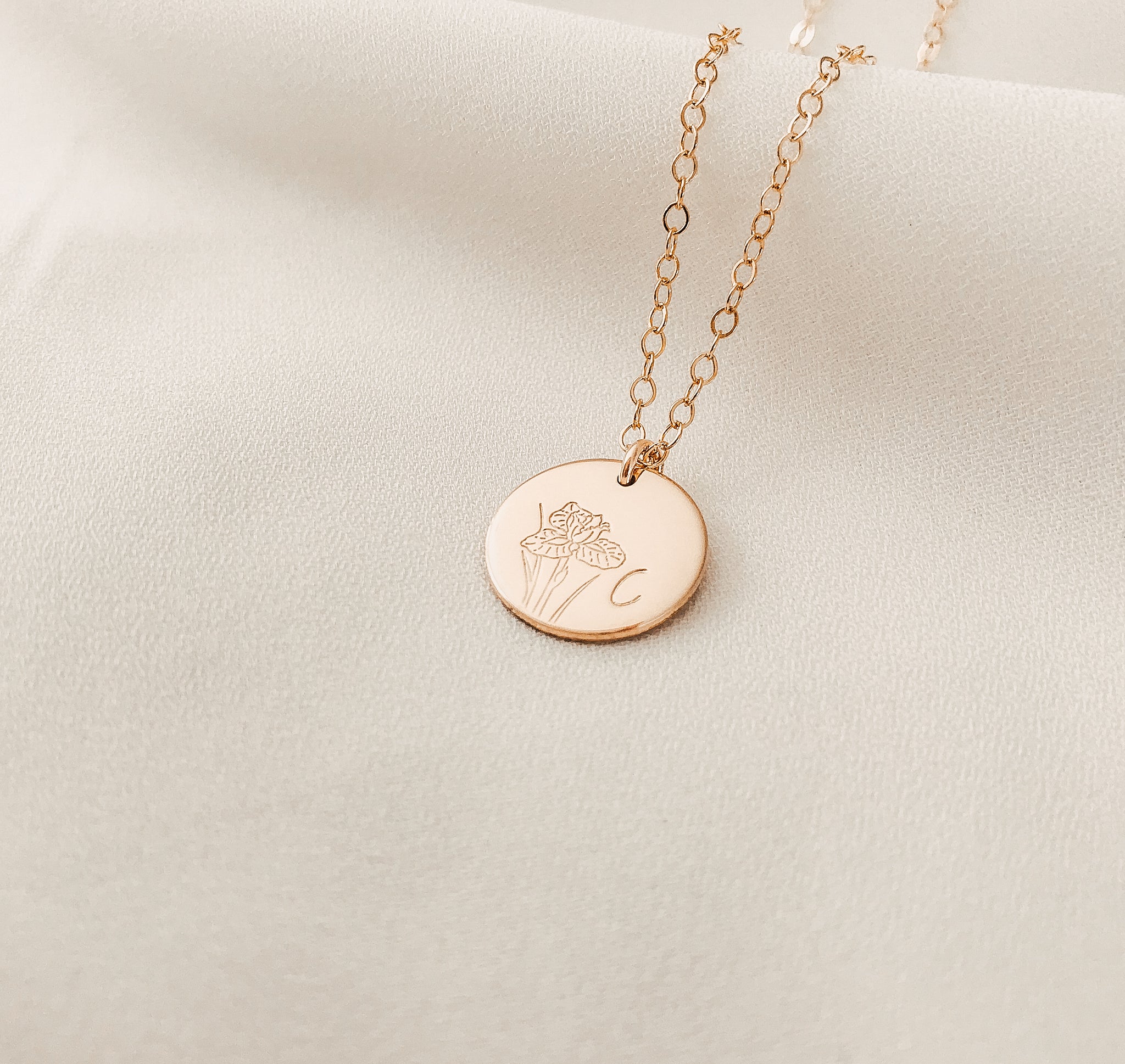 Personalised jewellery – handmade jewellery – KBN jewellery – Australian made jewellery – initial necklace – birth flower necklace – single pendant necklace with flower – birth flower necklace custom – custom birth month necklace – February flower necklace