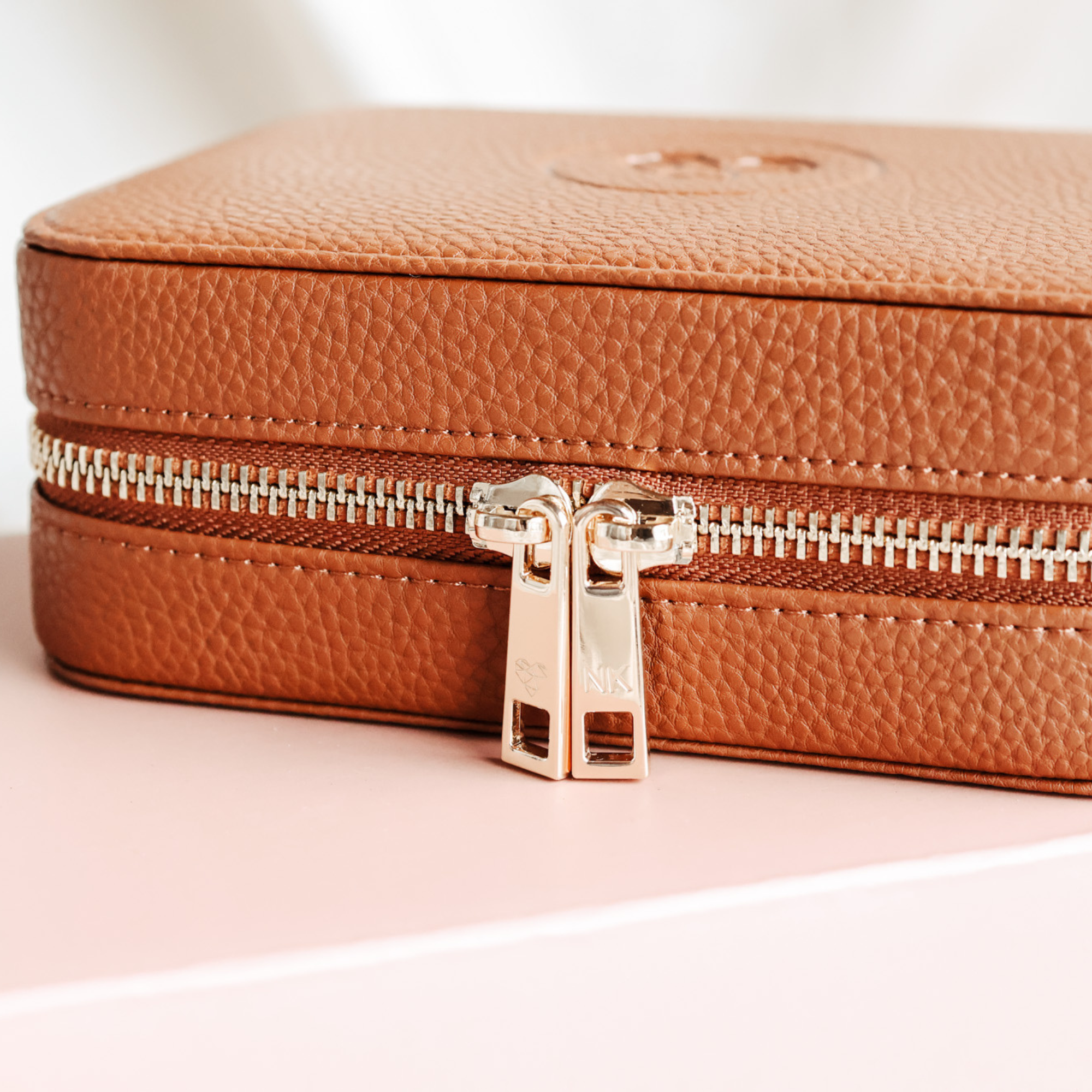 Personalised jewellery - KBN Jewellery - handmade jewellery – custom jewellery gifts – jewellery cases – brown jewellery box – jewellery case – travel jewellery case – personalised jewellery case 