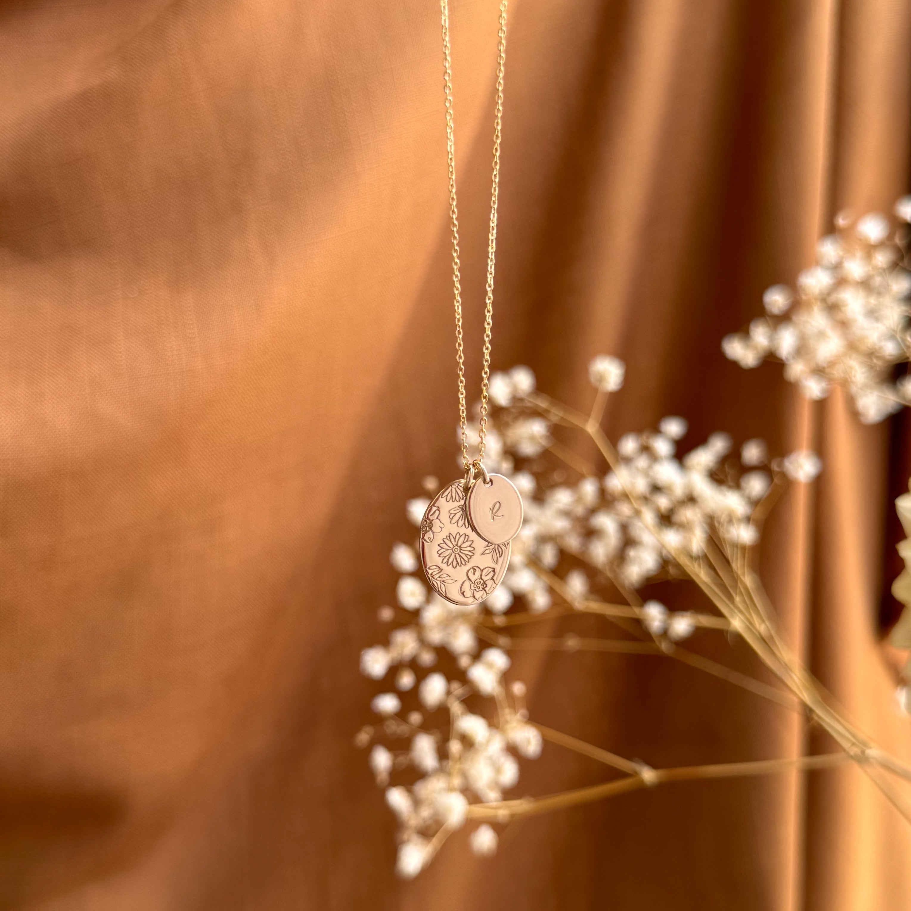 Personalised jewellery - KBN Jewellery - handmade jewellery – Personalised Jewellery gifts – Dainty jewellery- Dainty necklace – flower stamped necklace – family flowers – kids birth flowers – birth flower necklace – personalised flower stamped necklace - floral display necklace - spring necklace - birth flower garden necklace - handmade jewellery 