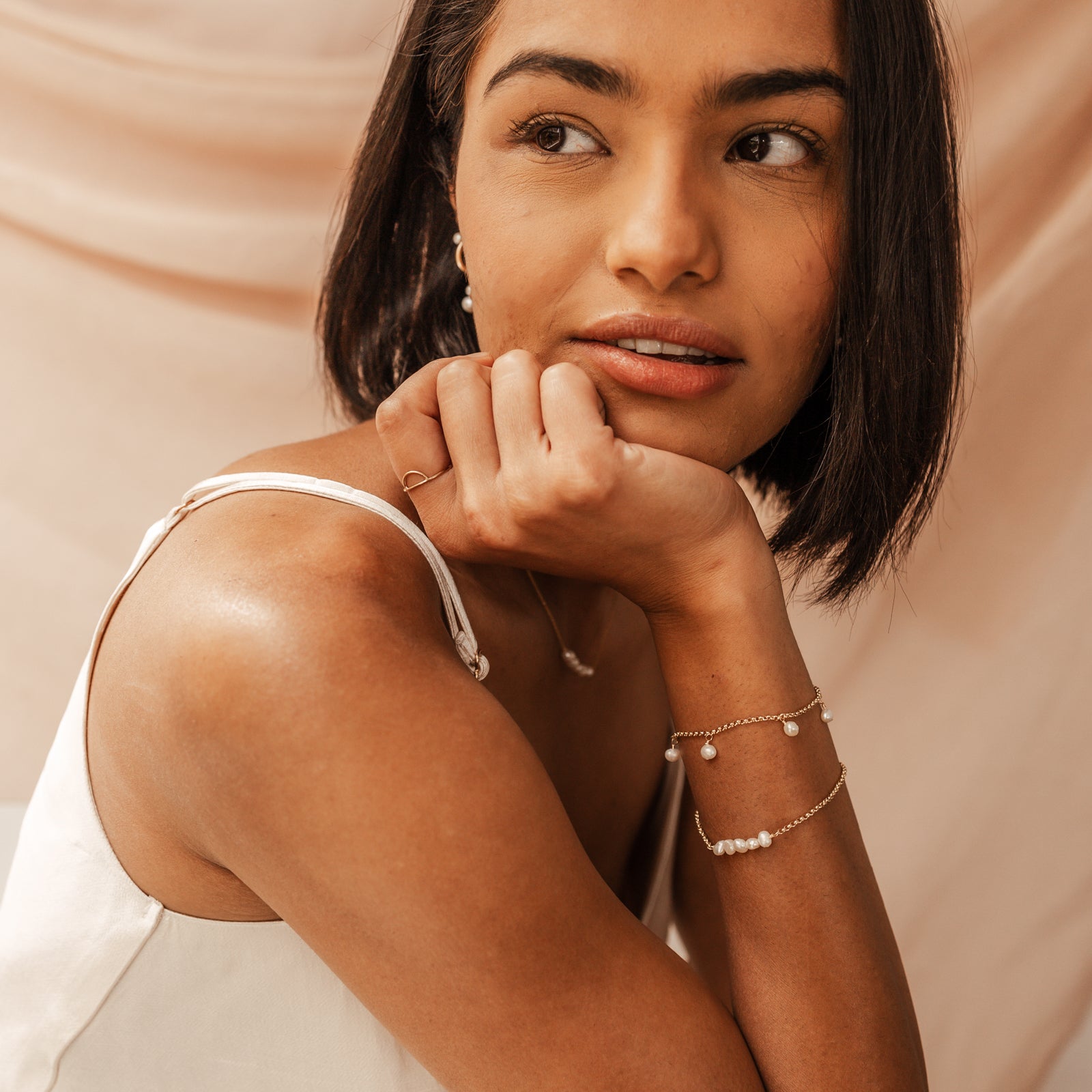 Personalised jewellery - KBN Jewellery - handmade jewellery – Personalised Jewellery gifts – Dainty jewellery – pearl jewellery – pearl bracelet – dainty pearl bracelet – Mothers day gift – wedding gift – natural pearls 