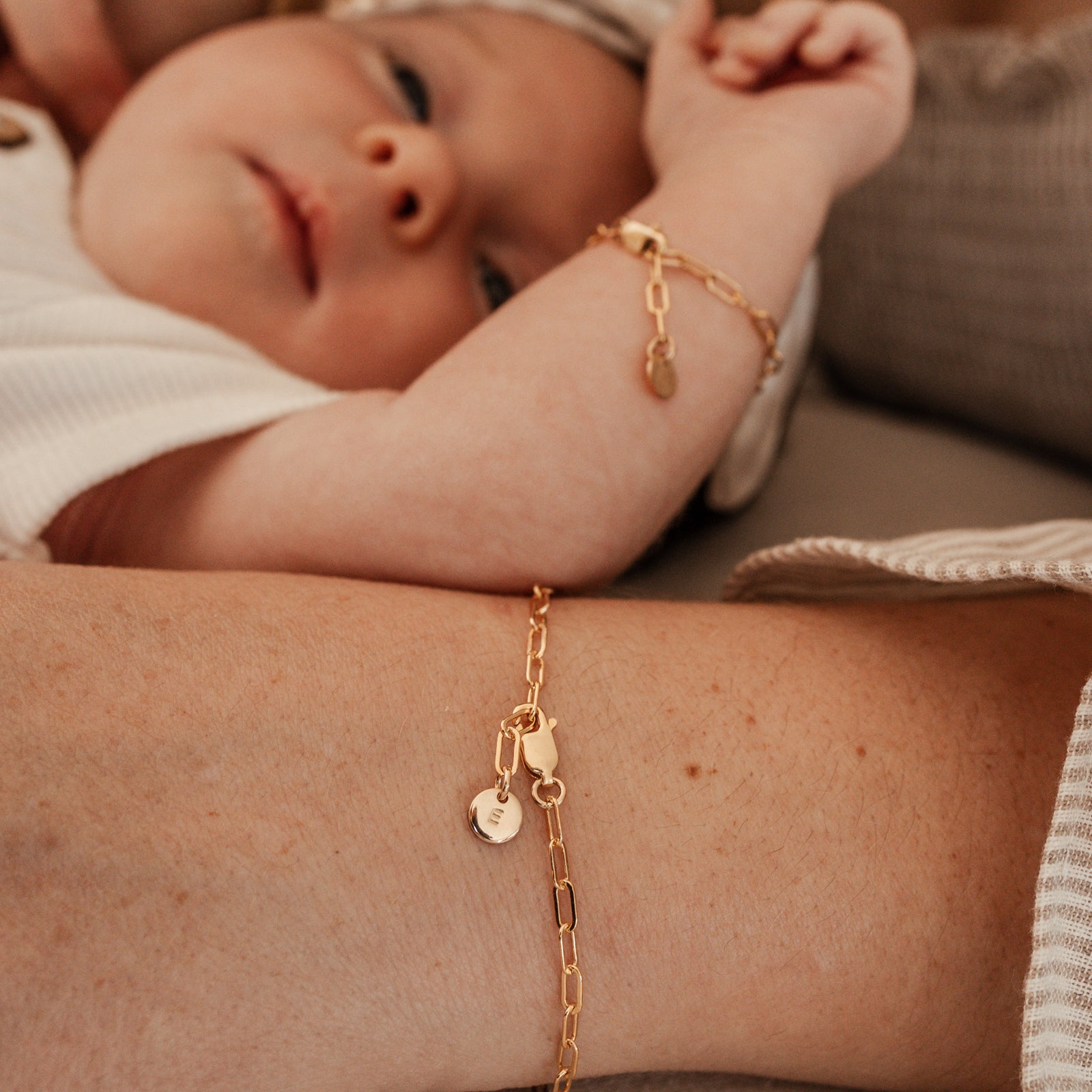 Personalised jewellery - KBN Jewellery - handmade jewellery – Personalised Jewellery gifts – Dainty jewellery – tiny pendant bracelet  – linked chain – initial bracelet – symbol bracelet – Australian made – single pendant bracelet 